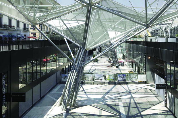 12. Piazza Garibaldi, Неапол, Итали_а  (2004-2016)