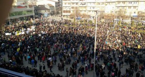 Масовен протест во Тетово поради загадениот воздух