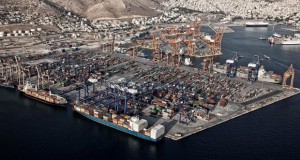 Кинескиот гигант Коско доби 67 отсто од акциите на пристаништето Пиреја