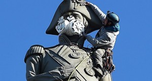 Гринпис: Mаска за адмирал Нелсон  да не му наштети лондонскиот воздух