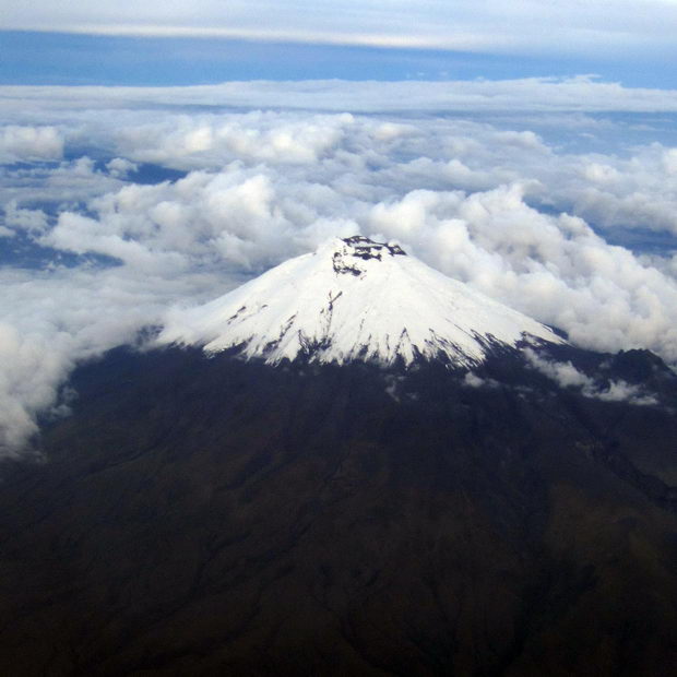 вулкан еквадор