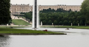 Во Версај креиран вештачки водопад