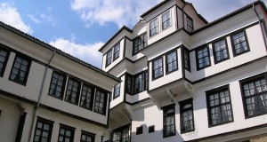 Се уредува ентериерот на Куќата на Робевци