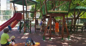 Општина Центар комплетно реконструираше четири детски игралишта во Градски Ѕид