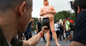 Голиот Трамп во Њујорк, Сан Франциско…
