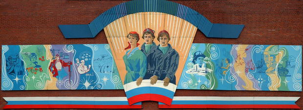 barentsburg-mural