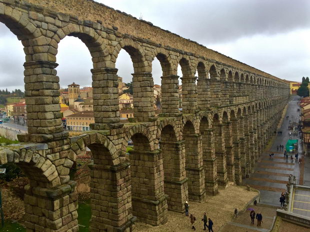 rimski-akvadukt