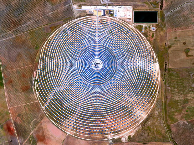 Gemasolar Solar Concentraor - Seville, Spain