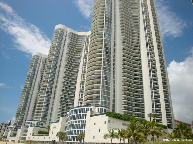 miami-trump-towers-florida