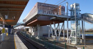 Станицата „Créteil-Pompadour“ во Париз, пример за мултимодален ефикасен јавен транспорт