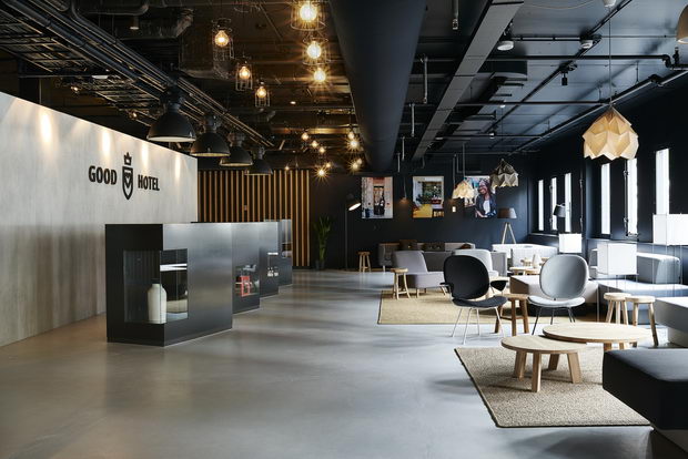 good-hotel-enterier