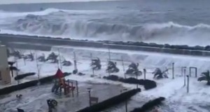 Апокалиптично невреме во Сочи, половина град под вода