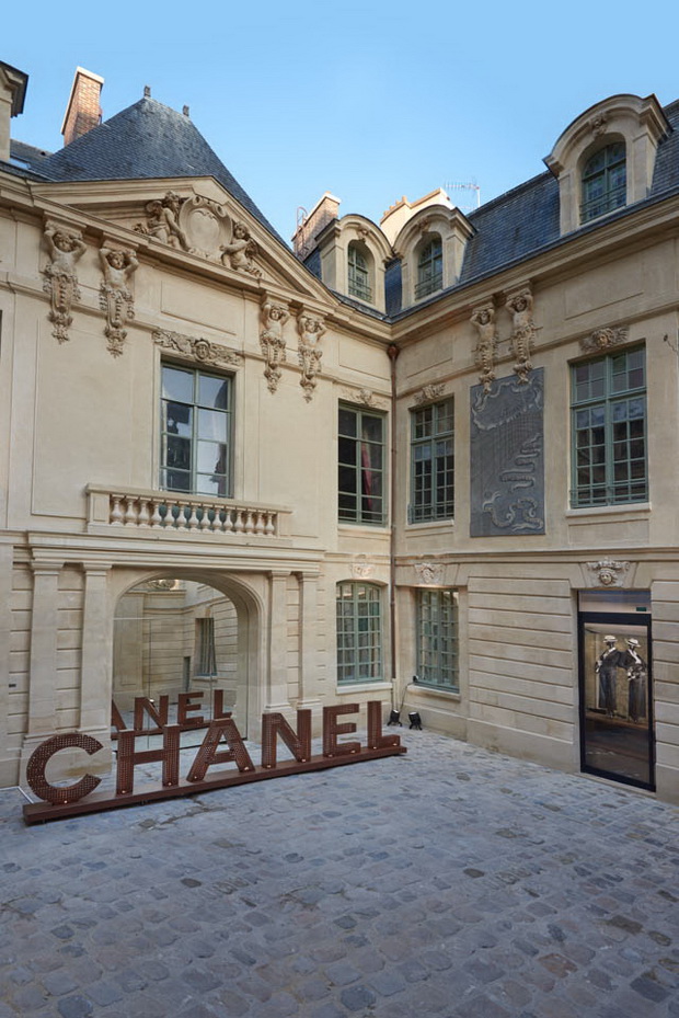 shanel-vo-hotel-vo-pariz-4