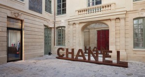 Нов бутик на „Шанел“ во хотелот Amelot dе Bisseuil