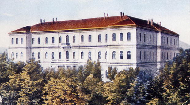 Ucitelska-skola