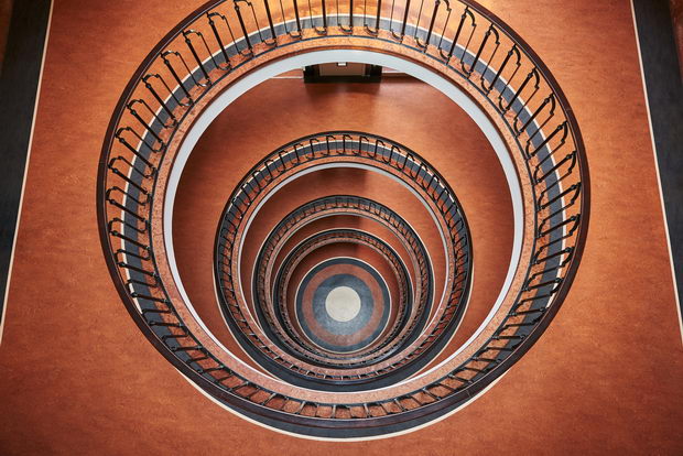Skali vo Budimpesta art deco i Bauhaus