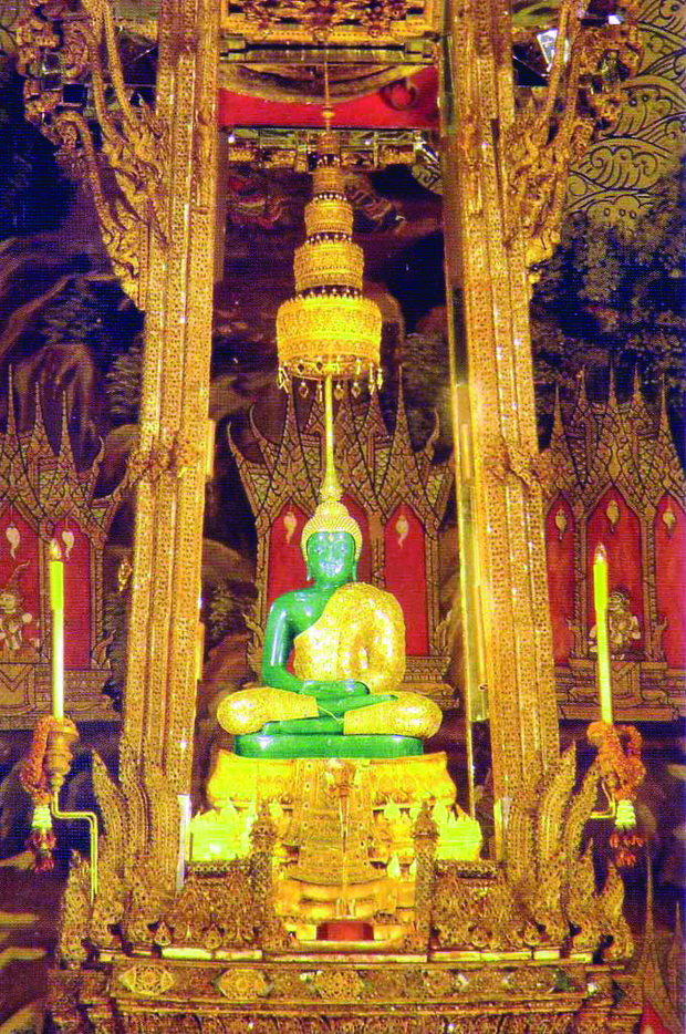 Smaragdniot Buda vo Hramot Wat Phra Kaew