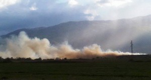 Протест пред општината Струга заради дивата депонија