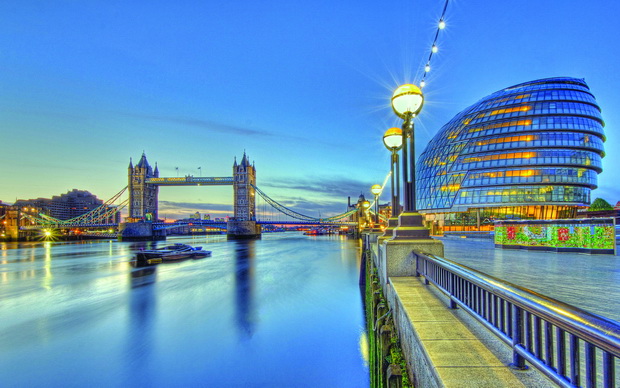 4. City Hall, London, 1
