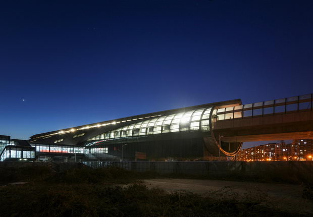 Peking moderni metro stanici4