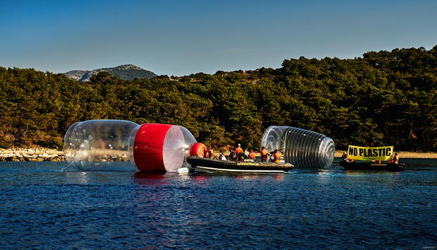 Plasticen otpad na Jadran