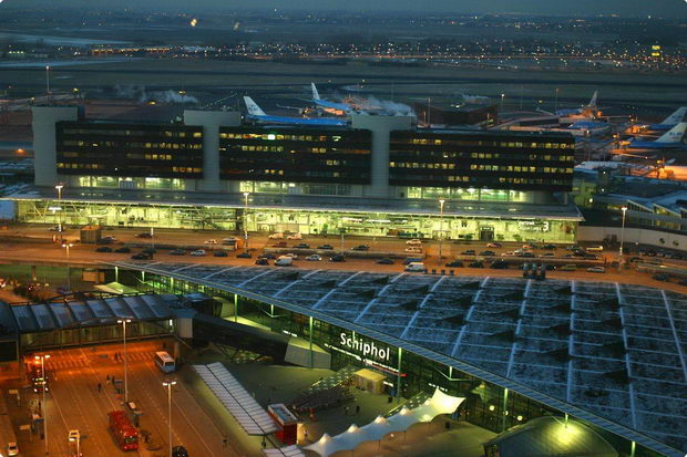 Schiphol_Airport__50