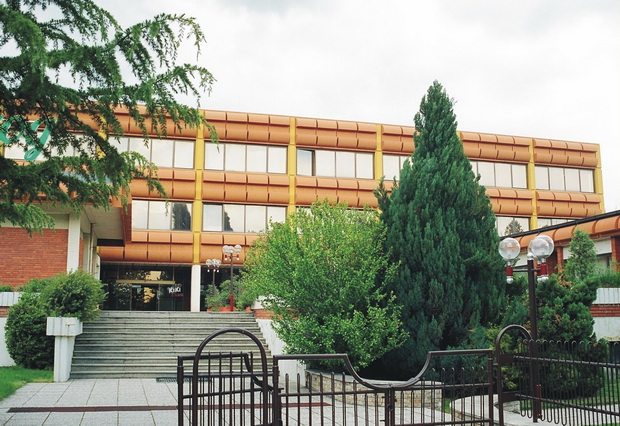 delovna zgrada agroplod