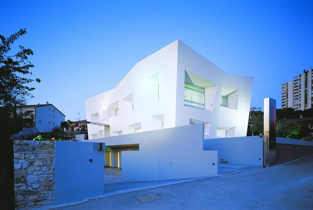 RUSAN7