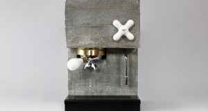 Апарат за кафе направен од бетон
