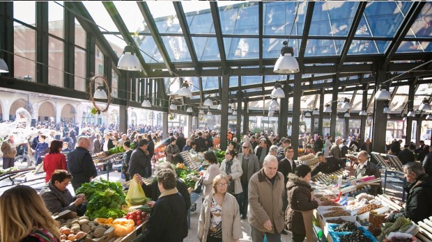 Tirana market 5