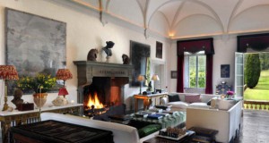 Совршена вила за одмор во Тоскана која маѓепсува со својата барокна атмосфера