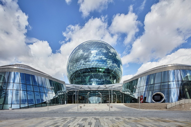 Expo 2017 Astana, Kazakhstan Expo 2017 Astana, Kazakhstan. Architect Smith & Gill.