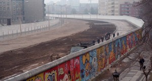 Новооткриениот дел од Берлинскиот ѕид ќе добие заштитен статус