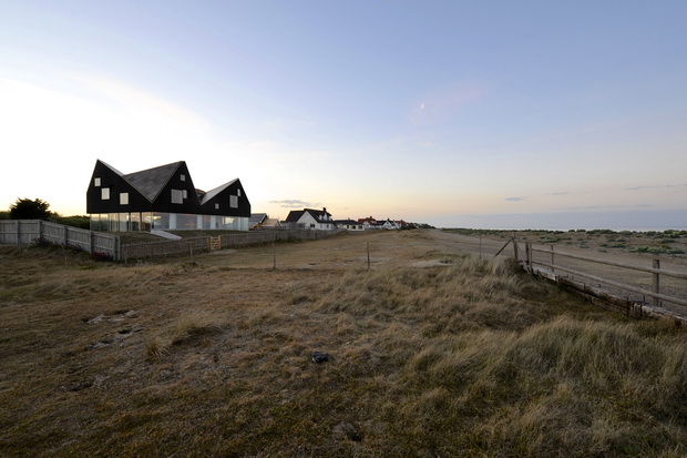 Dune House-exterior (6)