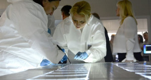 Отворена прва фабрика во Македонија за производство на фотоволтаични соларни и термални панели