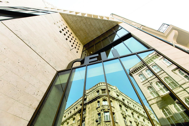 CEU's new "N15" building in Nádros street.