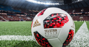 Топката Tелстар Mечта со која се играше во нокаут фазите на Светското првенство