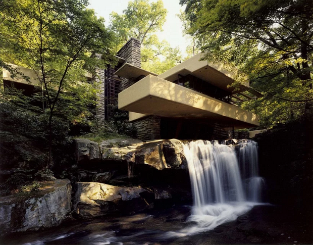 2-frank-lloyd-wright-UNESCO-fallingwater