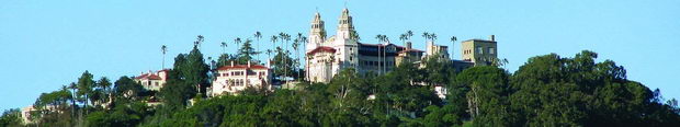 1200px-Hearst_Castle_panorama