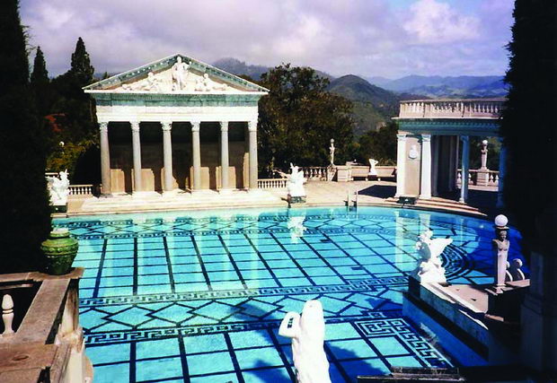 Hearst_Castle_pool