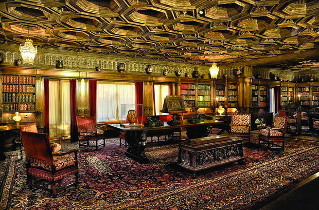 hearst_castle_interior_59a77cf4d44c4