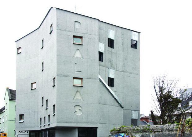 Galway-cinema-by-dePaor-Architects_dezeen_784_2