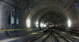 Топ 9 најдолги тунели во светот