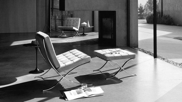bauhaus-wassily-chair-hero-2-1704x959a