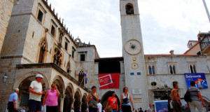 Дубровник под закана од огромниот број на туристи