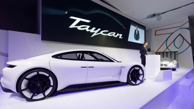 taycan3