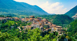 Италија нуди 24.000 евра секому кој би се преселил во селата кои изумираат, но под еден услов