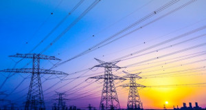 Цената на електричната енергија за индустријата во Македонија, највисока во регионот