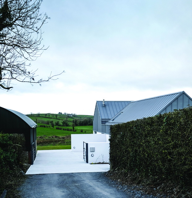 HouseLessans_01_©Aidan_McGrath