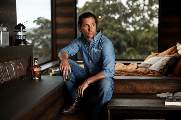 Matthew McConaughey Opens Wilderness Cabin In Sydney, Australia